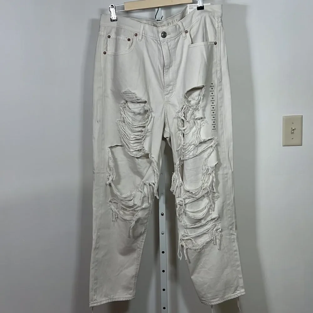 AMERICAN EAGLE Women’s 90s Boyfriend High Rise Distressed Jeans White Size 18